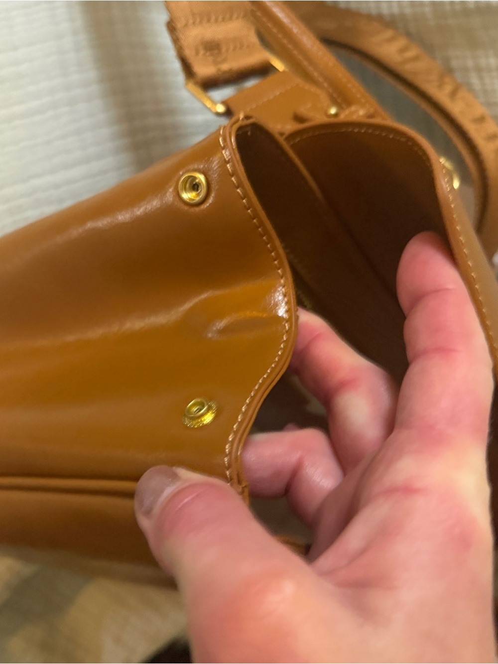 Off-White Cognac Leather Shoulder Bag with Gold Hardware - Picture 12 of 15